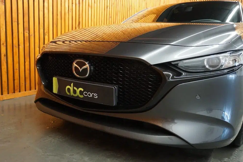 Mazda 3 2.o e-SKY ACTIV-G M-HYBRID AUTOMAAT uit 2021, foto 2