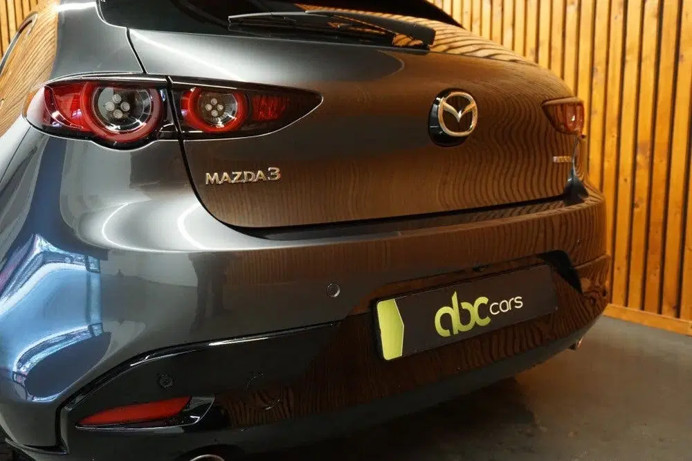 Mazda 3 2.o e-SKY ACTIV-G M-HYBRID AUTOMAAT uit 2021, foto 8