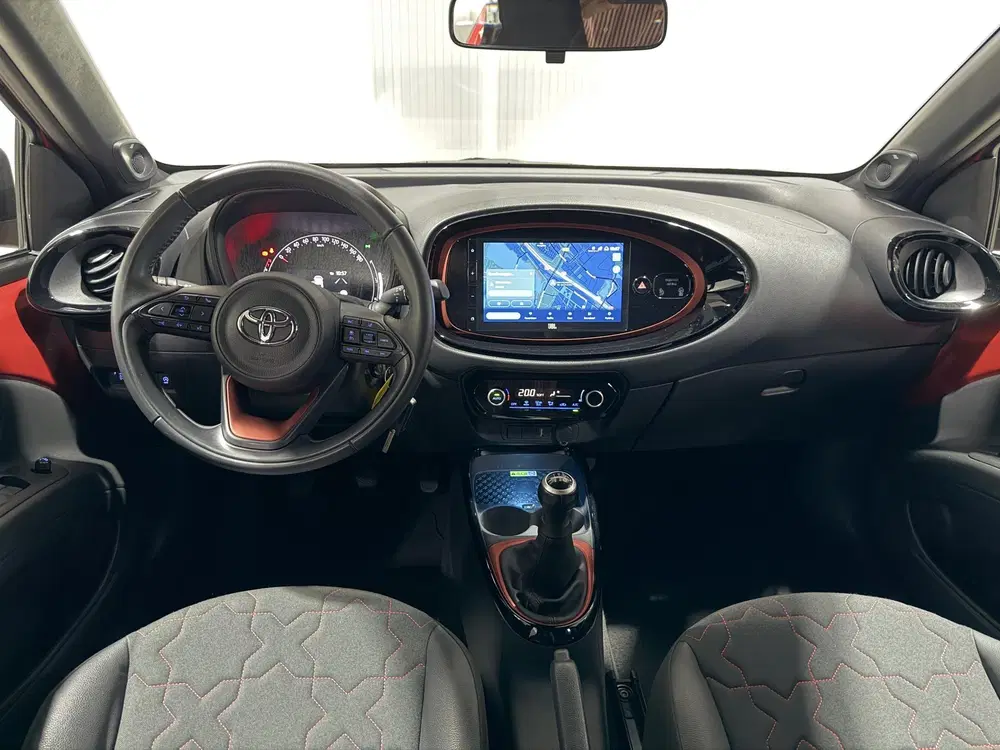Toyota Aygo X 1.0 VVT-i MT Envy JBL Geluidsinstallatie uit 2023, foto 10
