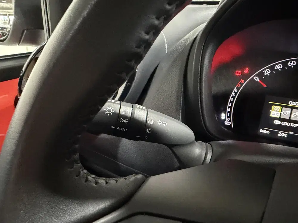 Toyota Aygo X 1.0 VVT-i MT Envy JBL Geluidsinstallatie uit 2023, foto 19