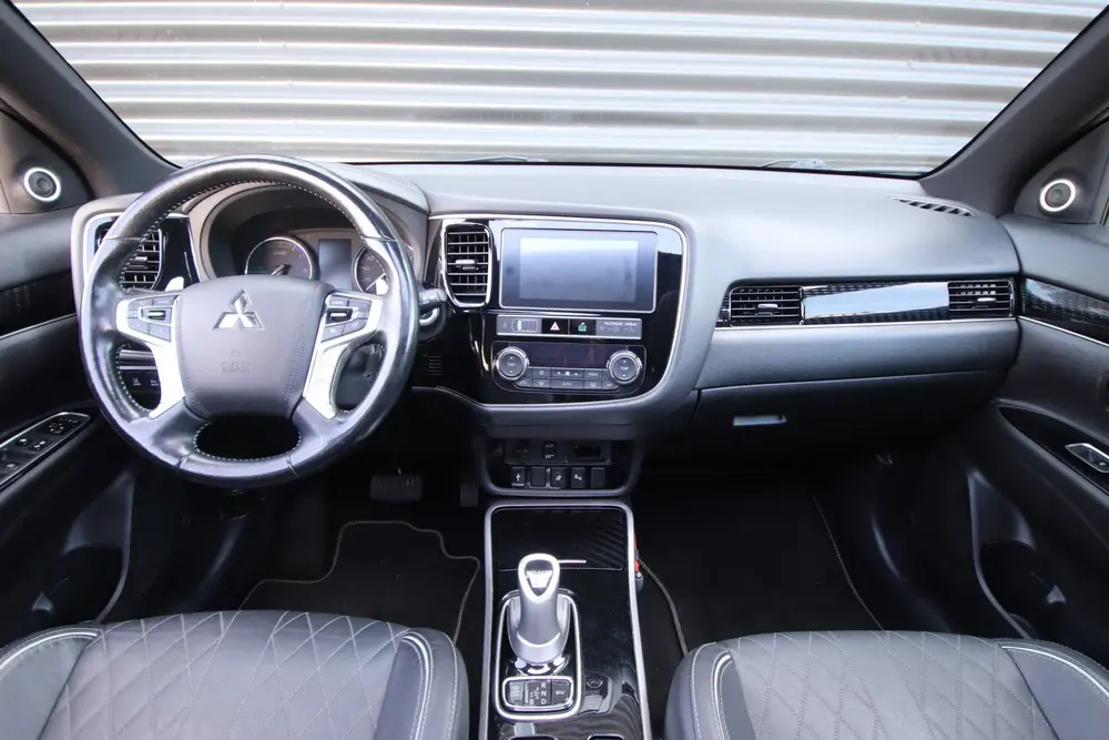 Mitsubishi Outlander 2.4 PHEV Instyle Opendak, Leder, E.acht uit 2019, foto 4