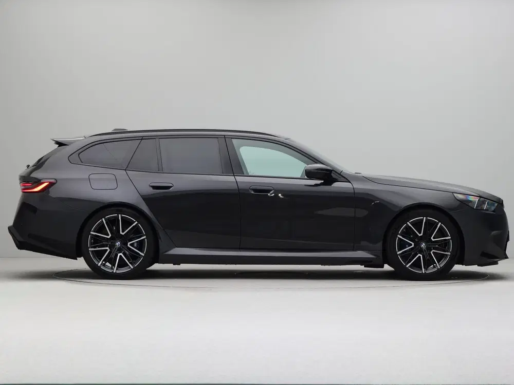 BMW M5 Touring (bj 2025 uit 2025, foto 4