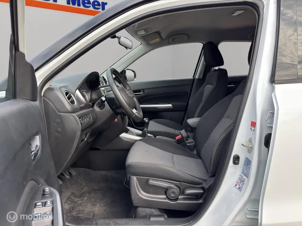 Suzuki Vitara 1.0 Boosterjet Select / Carplay uit 2019, foto 14