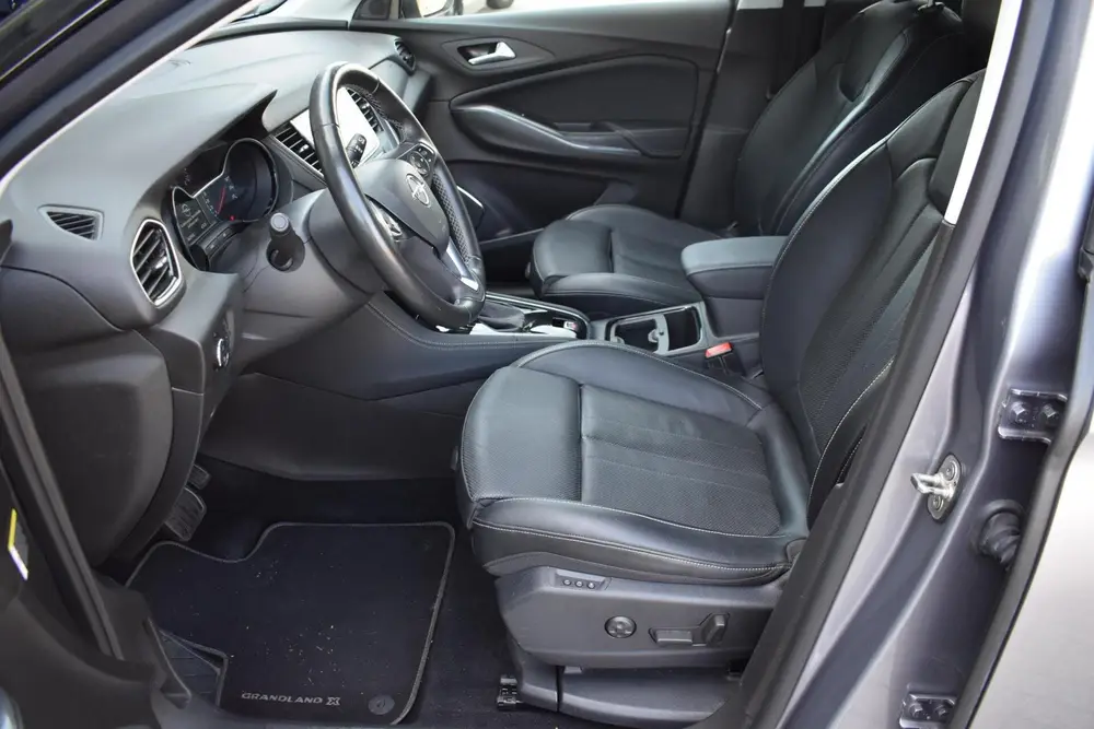 Opel Grandland X 1.2 Turbo Innovation uit 2019, foto 10