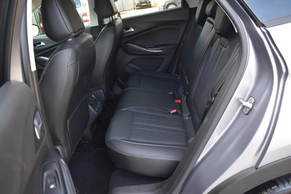 Opel Grandland X 1.2 Turbo Innovation uit 2019, foto 11