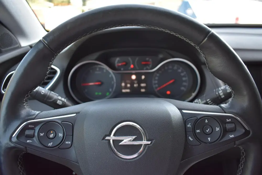 Opel Grandland X 1.2 Turbo Innovation uit 2019, foto 15
