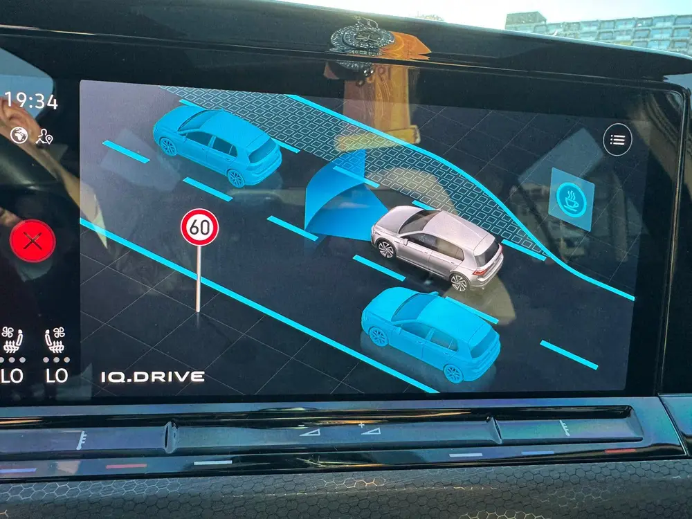 Volkswagen Golf 2.0 TSI OPF 221KW Dsg7 2022 Grijs uit 2022, foto 9