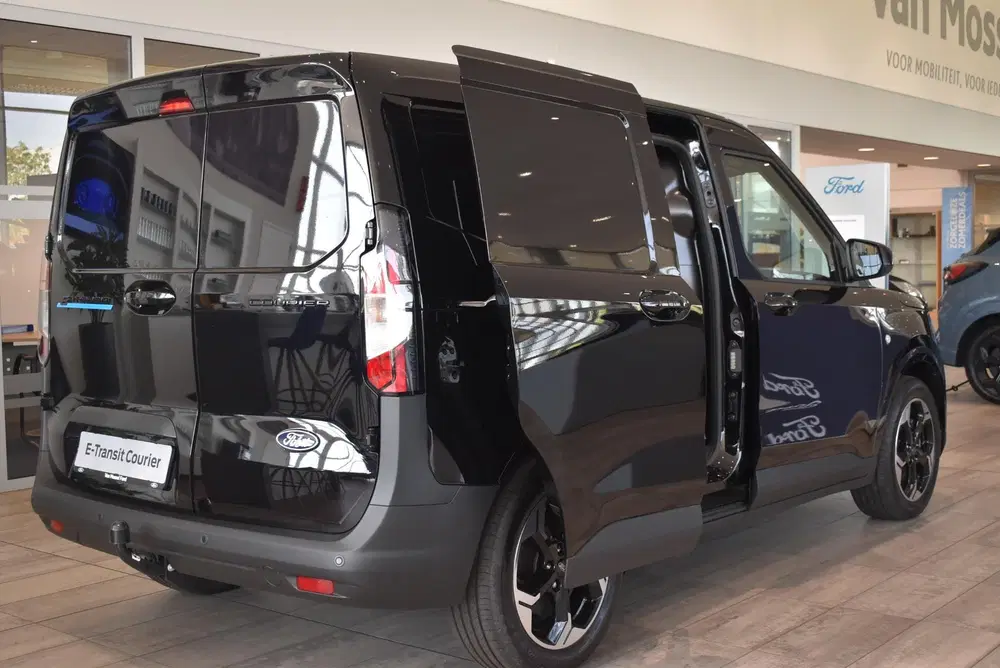 Ford Transit Limited 44 kWh uit 2026, foto 4