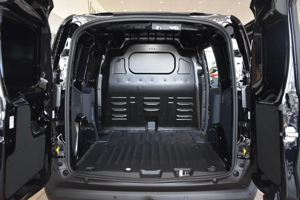 Ford Transit Limited 44 kWh uit 2026, foto 6