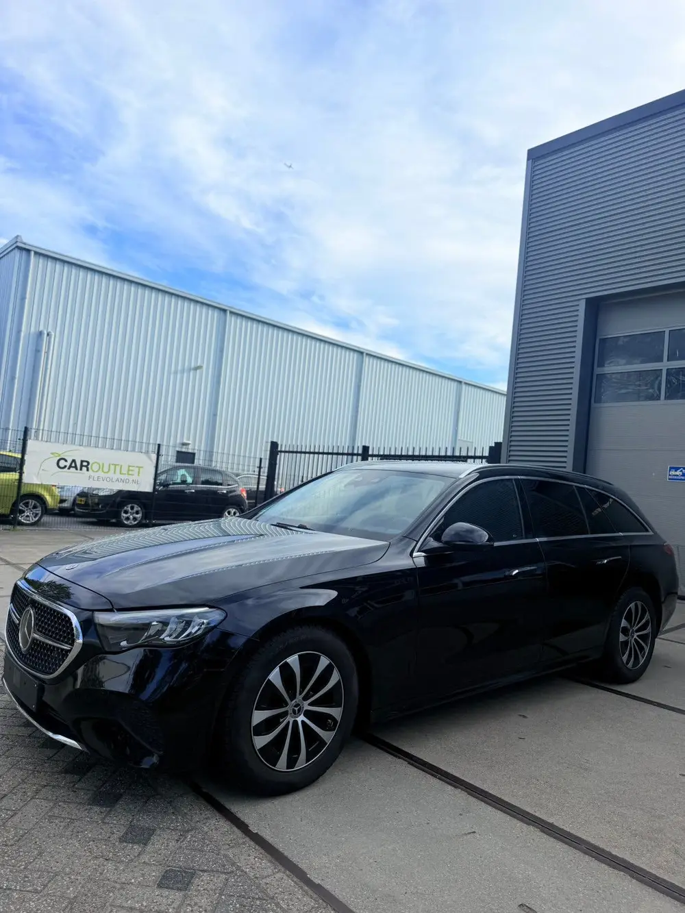 Mercedes-Benz E-Klasse Estate 220 d Avantgarde Nightpakket uit 2025