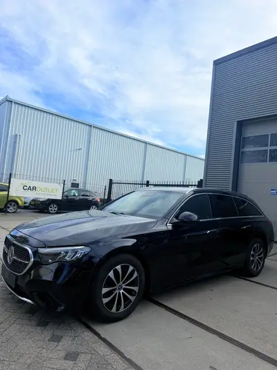 Mercedes-Benz E-Klasse Estate 220 d Avantgarde Nightpakket uit 2025