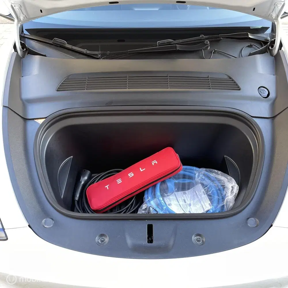 Tesla Model Y + MMX PACK + IAP + TREKHAAK uit 2023, foto 18
