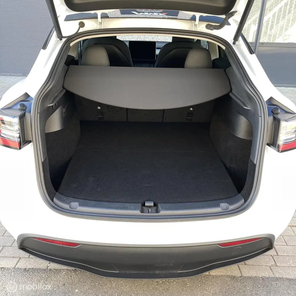 Tesla Model Y + MMX PACK + IAP + TREKHAAK uit 2023, foto 19
