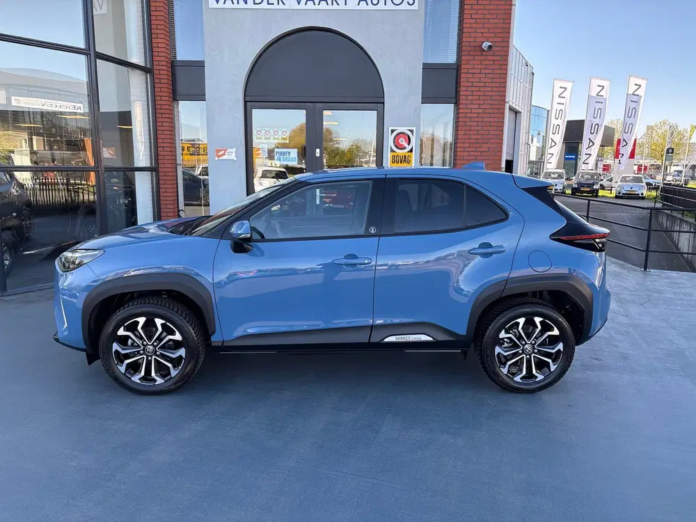 Toyota Yaris Cross 1.5 Hybrid Dynamic Team D AUTOMAAT LMV uit 2022, foto 2