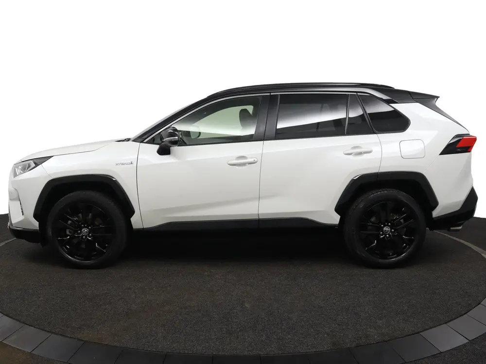 Toyota RAV 4 2.5 Hybrid Bi-Tone uit 2021, foto 3