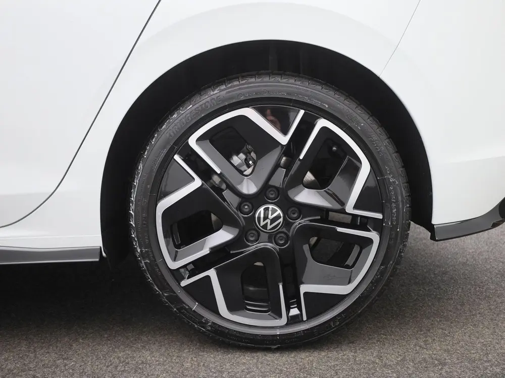 Volkswagen Golf 1.5 eTSI R-Line Edition 116 PK| Origineel Ne uit 2025, foto 13