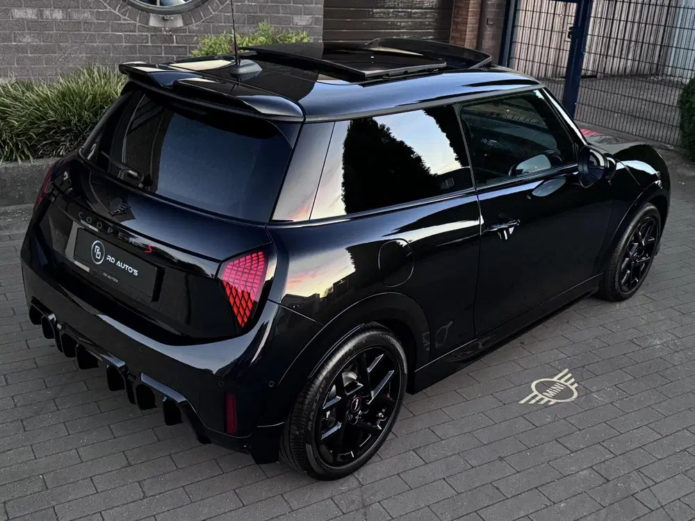 Mini Cooper S 2.0 Cooper S John Cooper Works M Pano 360° uit 2025, foto 15