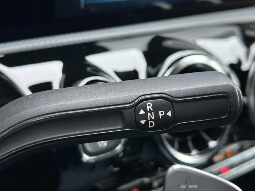 Mercedes-Benz A-Klasse 180 Business Solution AMG uit 2020, foto 10