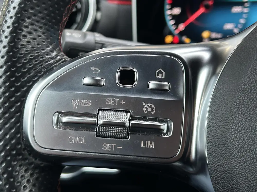 Mercedes-Benz A-Klasse 180 Business Solution AMG uit 2020, foto 8