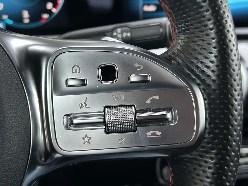 Mercedes-Benz A-Klasse 180 Business Solution AMG uit 2020, foto 9