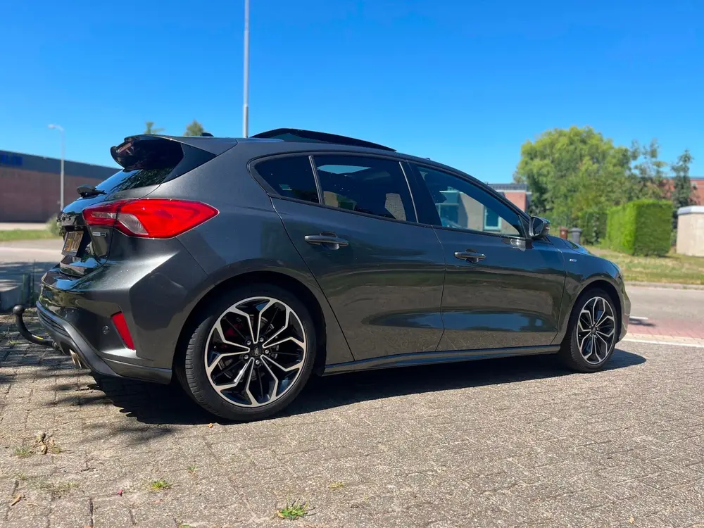 Ford Focus 1.0 Hybrid ST Line X NL-AUTO+1EIG+NAP+PANO uit 2021, foto 7