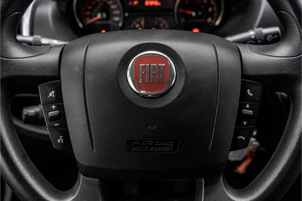 Fiat Ducato 2.3 MultiJet Bakwagen met laadklep uit 2019, foto 13