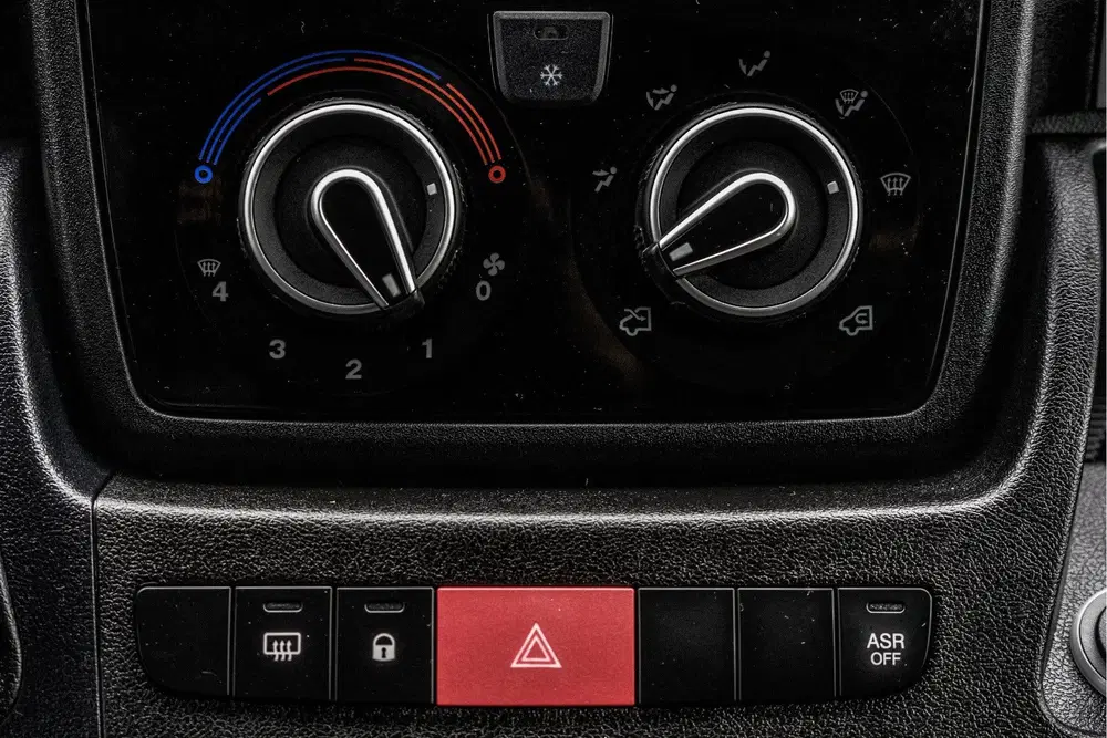 Fiat Ducato 2.3 MultiJet Bakwagen met laadklep uit 2019, foto 20
