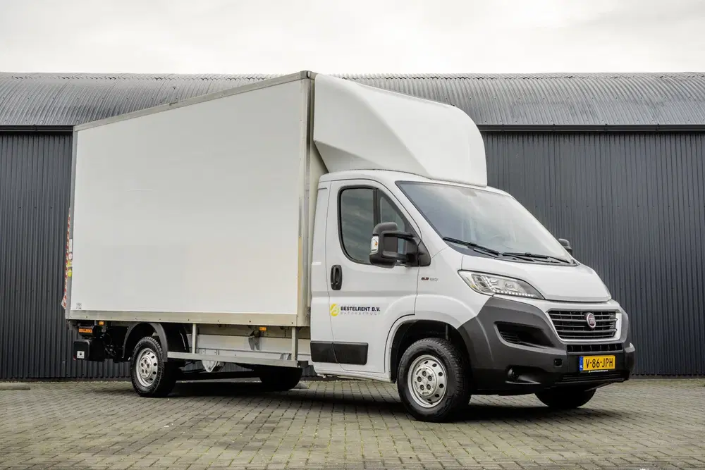 Fiat Ducato 2.3 MultiJet Bakwagen met laadklep uit 2019, foto 4