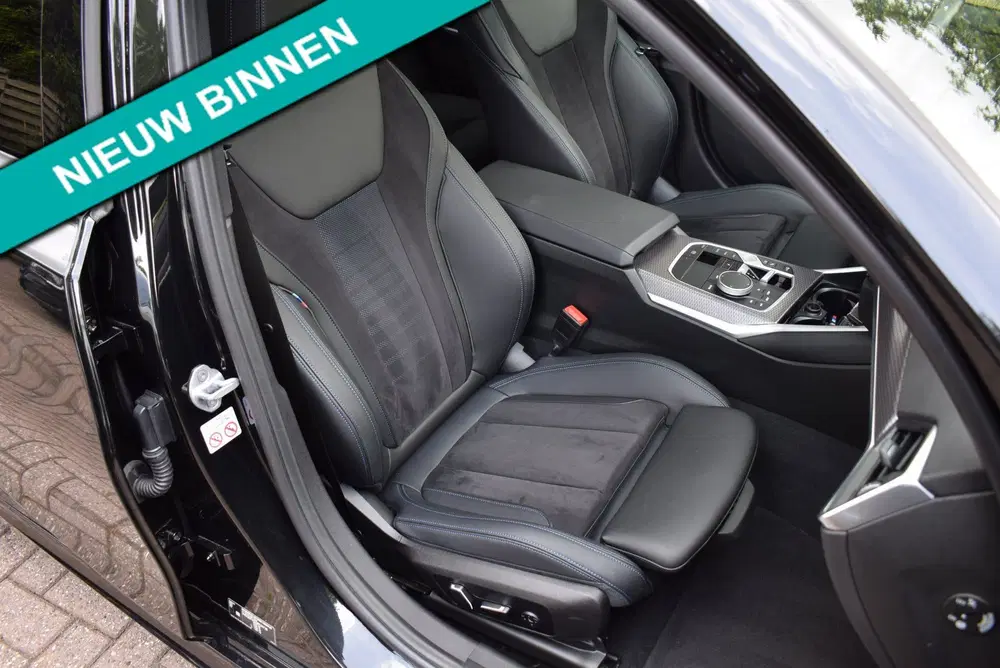 BMW 3-serie 330e M-PAKKET uit 2024, foto 15