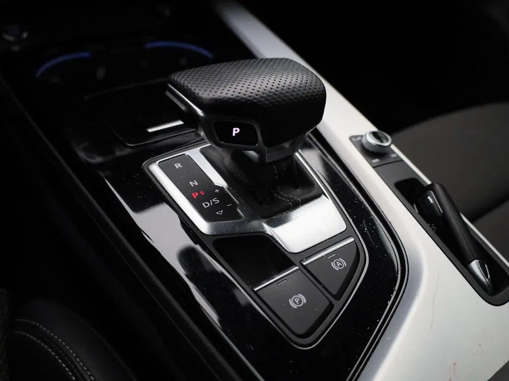 Audi A4 35 TFSI S edition Competition l Demo l Cru uit 2024, foto 19