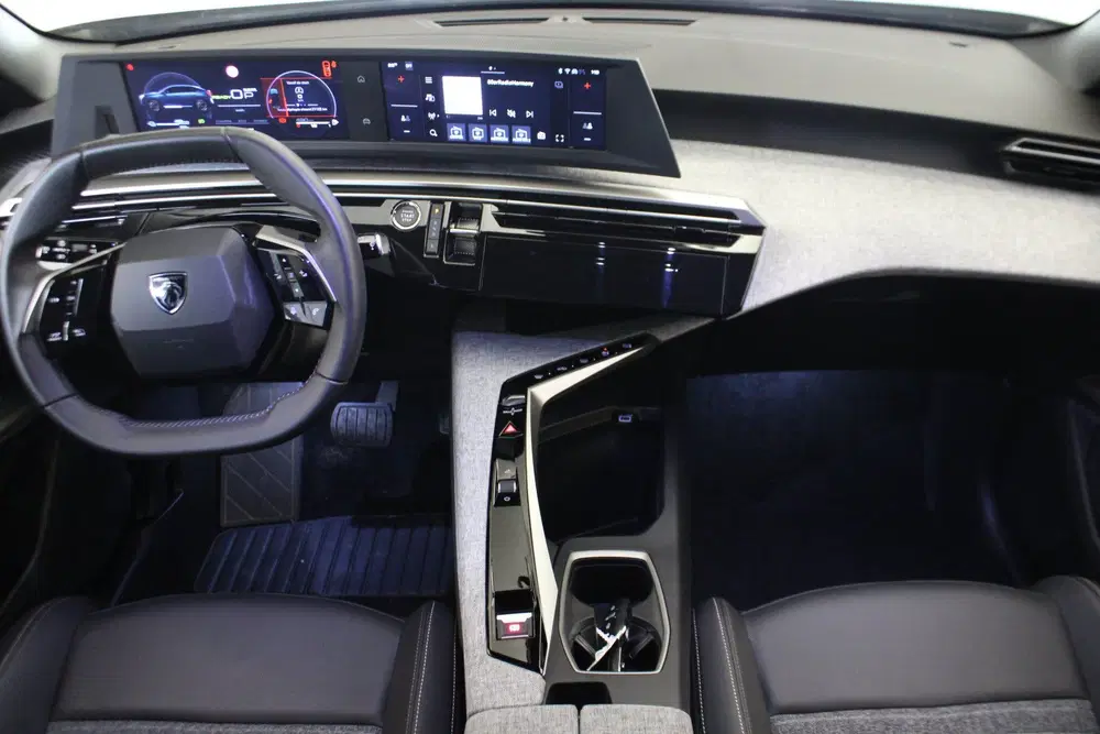 Peugeot 3008 1.6 plug-in Hybrid 225 Allure uit 2025, foto 11