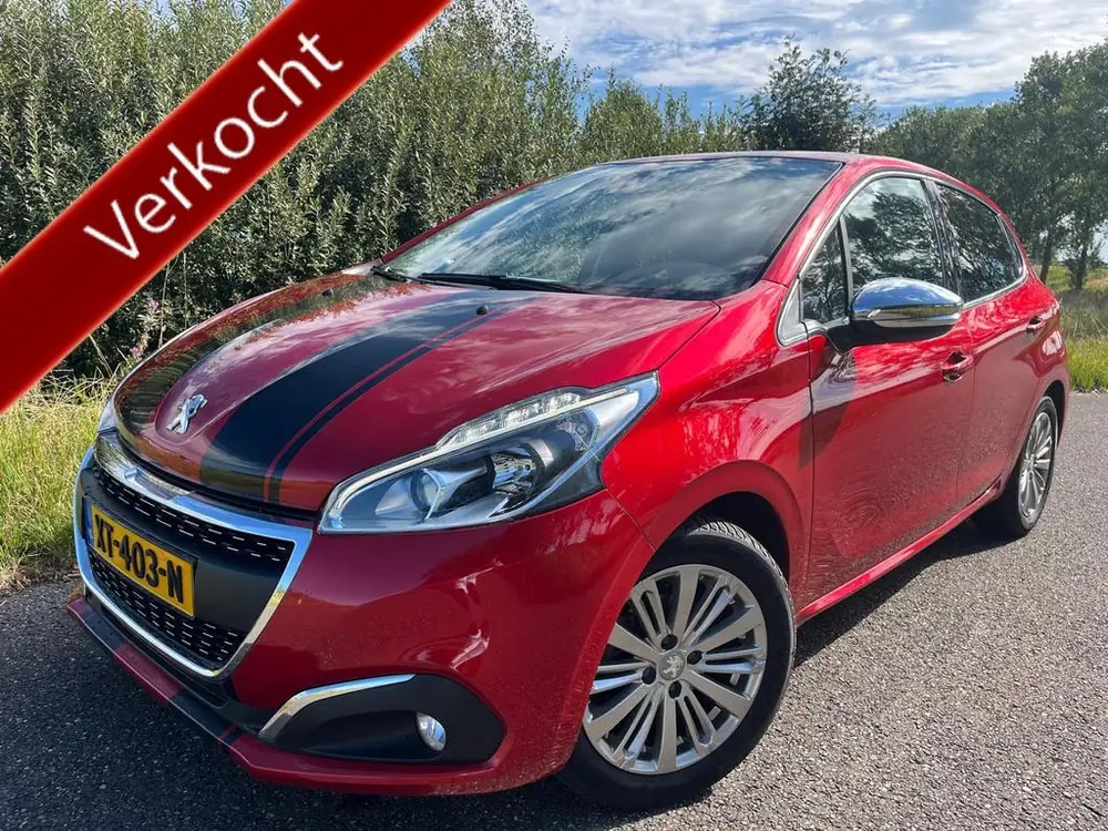 Peugeot 208 1.2 | Automaat | 111 pk | Clima | Cruise | Navi uit 2019