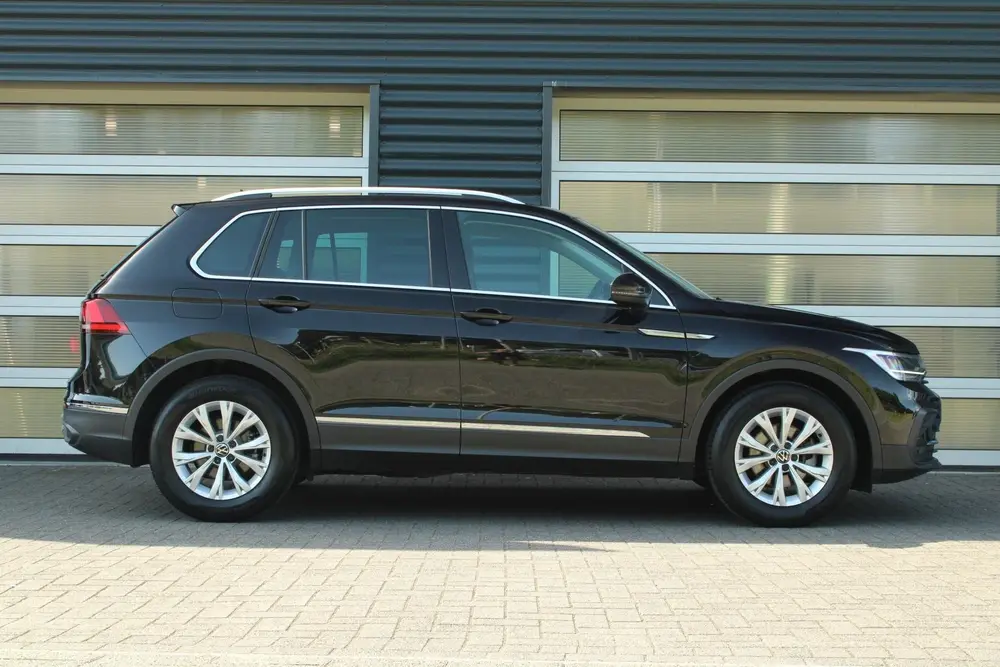 Volkswagen Tiguan 1.5 TSI 150pk DSG Life Business | Trekhaak uit 2021, foto 3