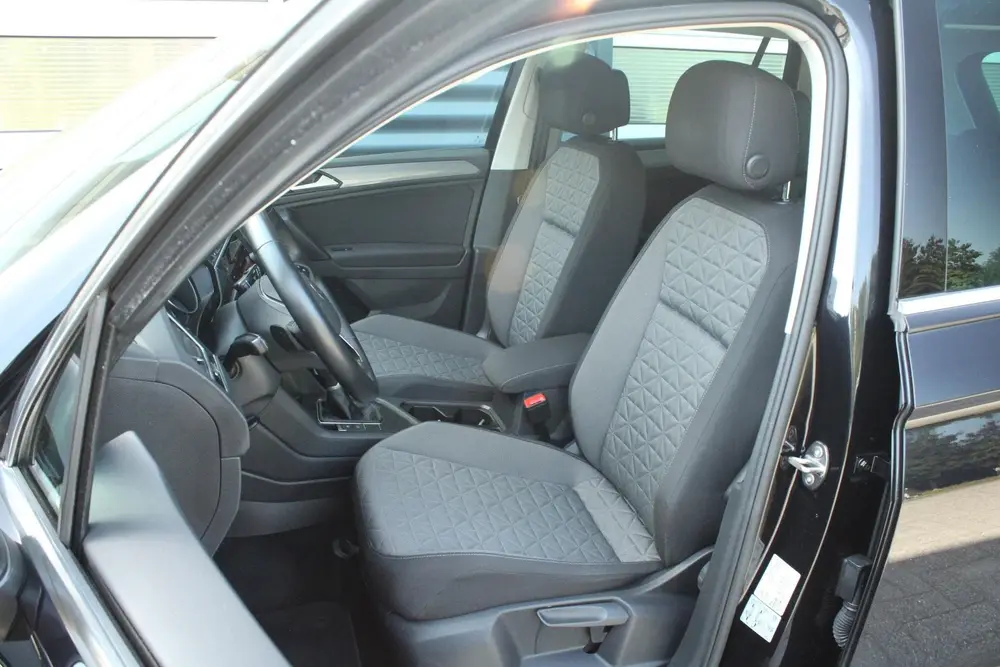 Volkswagen Tiguan 1.5 TSI 150pk DSG Life Business | Trekhaak uit 2021, foto 4