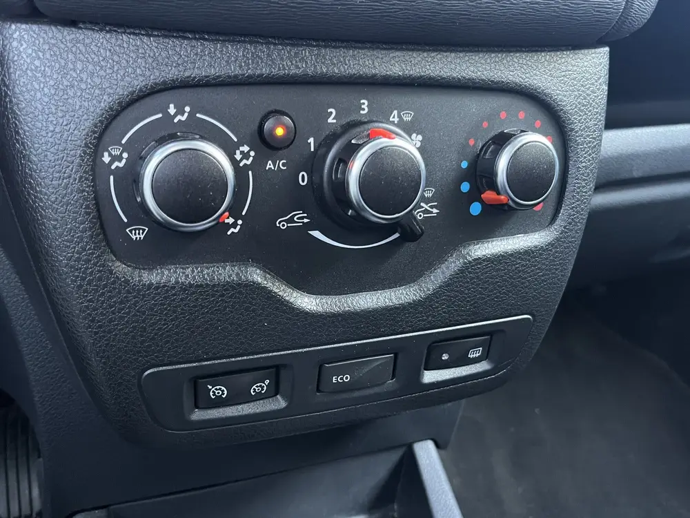 Dacia Lodgy 1.3 TCe 131 PK Tech Road 7-Persoons / Trekhaak / uit 2020, foto 15