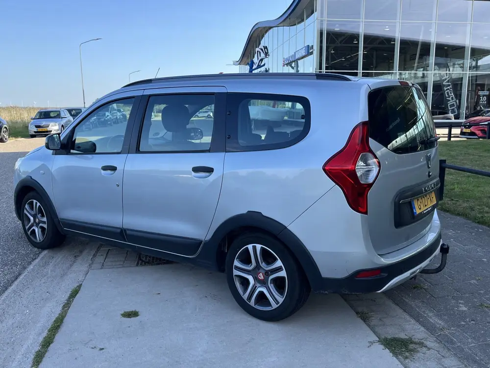 Dacia Lodgy 1.3 TCe 131 PK Tech Road 7-Persoons / Trekhaak / uit 2020, foto 6