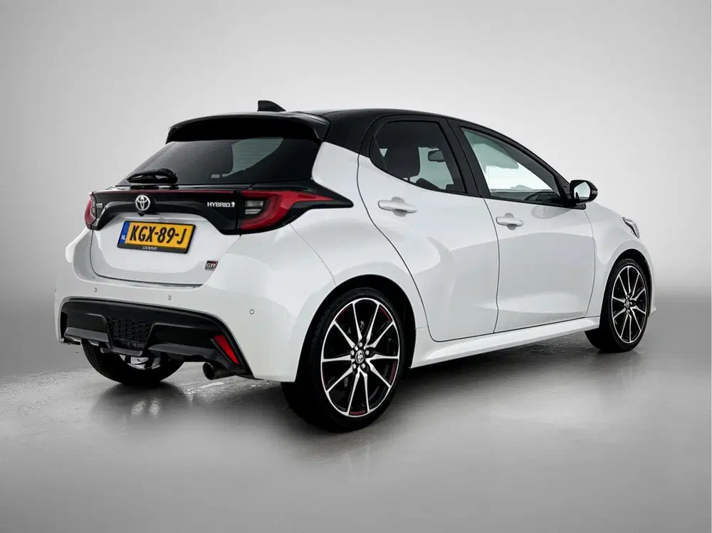 Toyota Yaris 1.5 Hybrid GR Sport uit 2023, foto 2