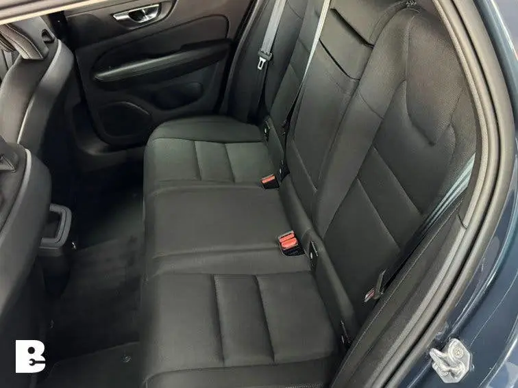 Volvo V60 2.0 T4 Momentum uit 2019, foto 19