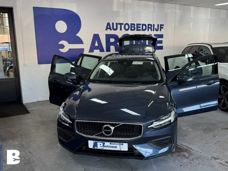 Volvo V60 2.0 T4 Momentum uit 2019, foto 7