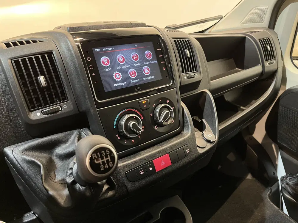 Peugeot Boxer 2.2 HDi 120 PK L2H2 DC 6 pers uit 2023, foto 8