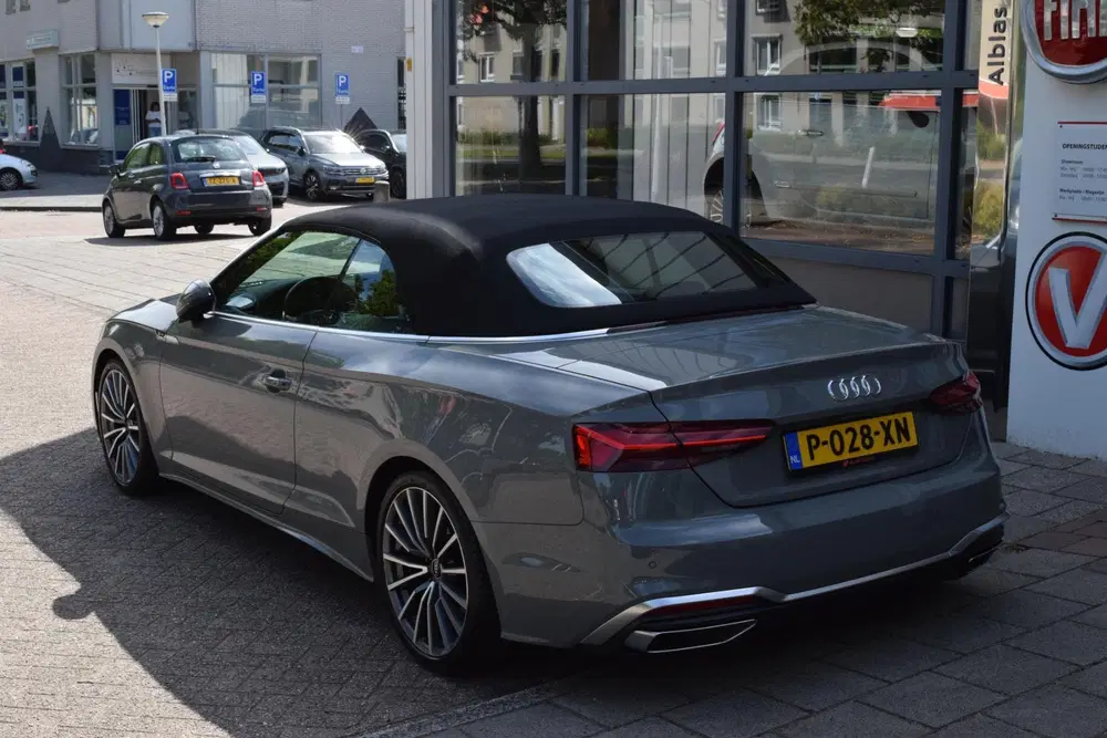 Audi A5 35 TFSI S edition Compet. uit 2021, foto 3