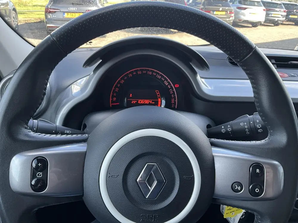 Renault Twingo 1.0 SCe Limited uit 2019, foto 17