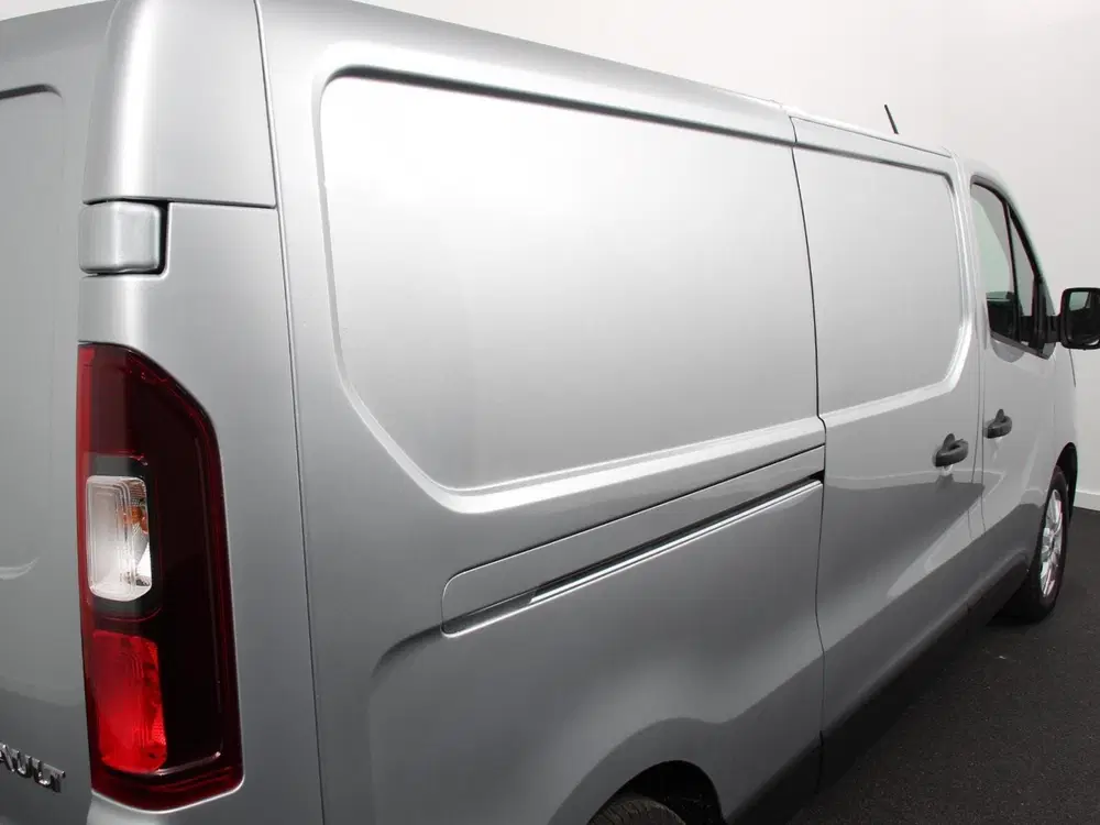 Renault Trafic 2.0 Blue dCi 150 T30 L2H1 Advance Automaat uit 2024, foto 20