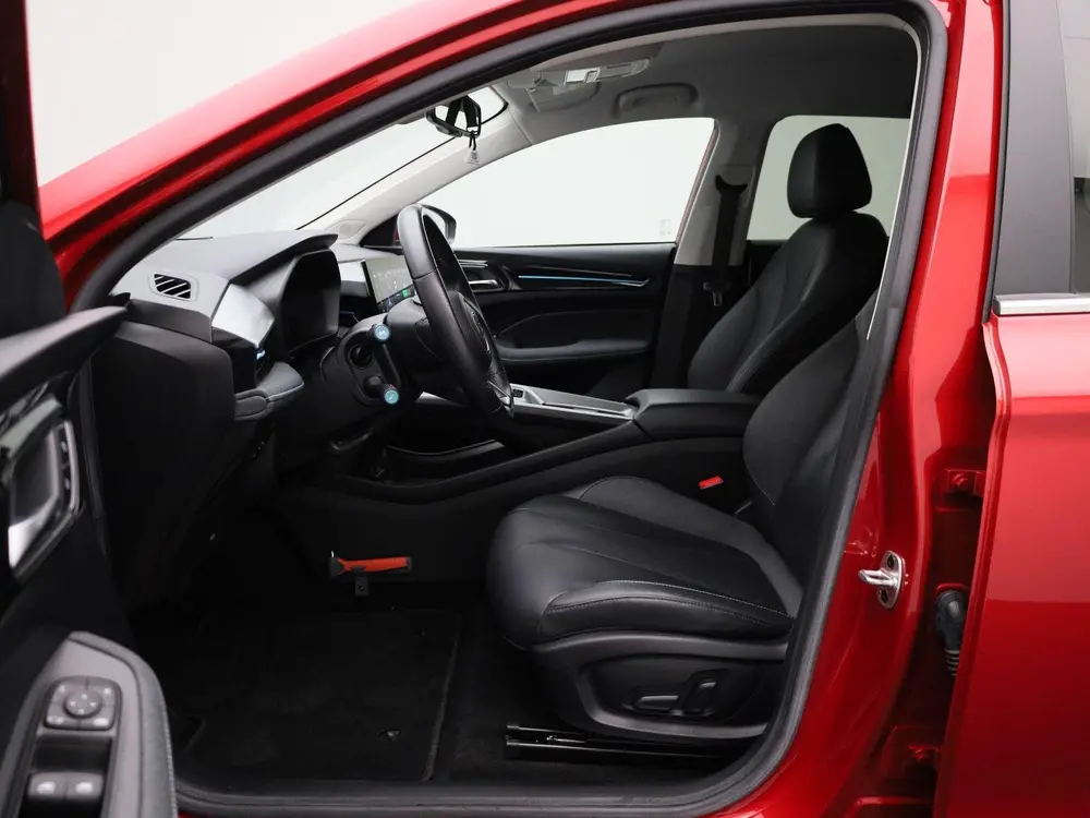 MG MG5 Long Range Luxury 61 kWh uit 2023, foto 2