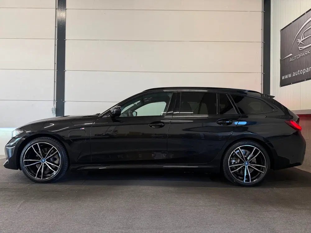 BMW 3-serie 320e M-Pakket Incl. BTW uit 2024, foto 4