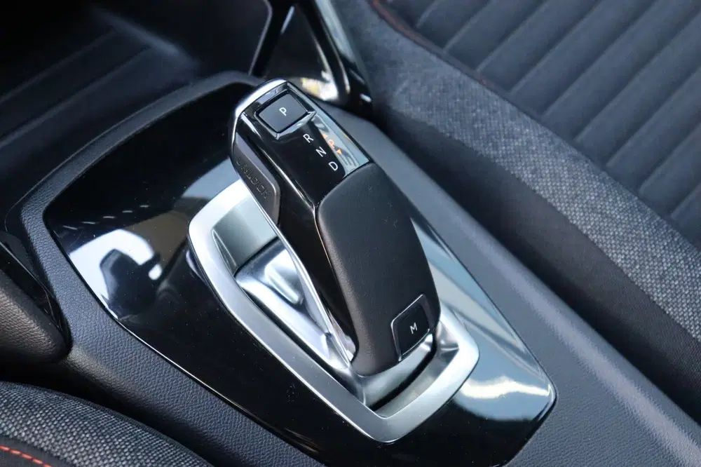 Peugeot 208 1.2 PureTech Active Pack orgNL carplay par uit 2021, foto 14