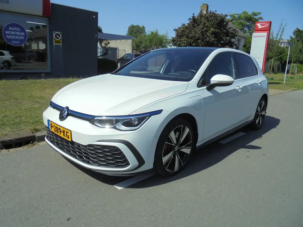 Volkswagen Golf 1.4 eHybrid GTE Incl Bovag Garantie, Panodak uit 2021, foto 2