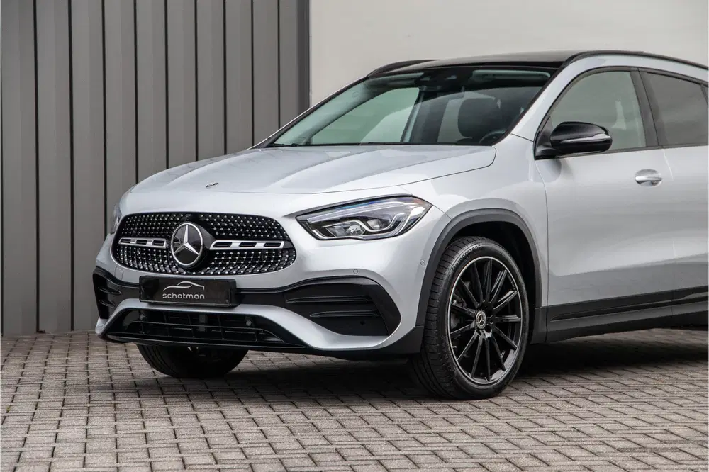 Mercedes-Benz GLA GLA 250 e AMG Line uit 2022, foto 17