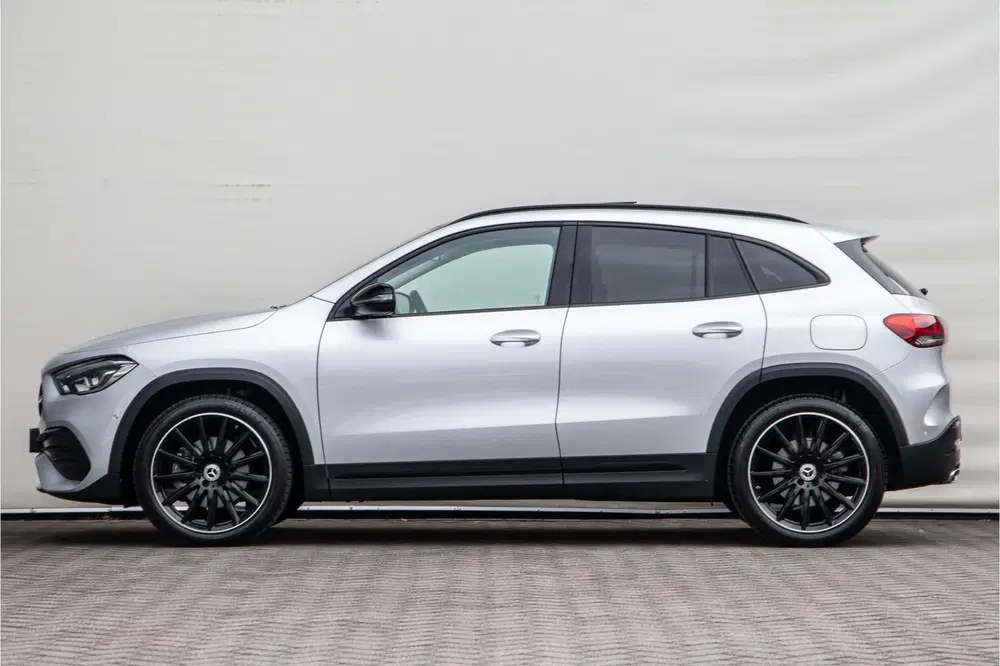 Mercedes-Benz GLA GLA 250 e AMG Line uit 2022, foto 4
