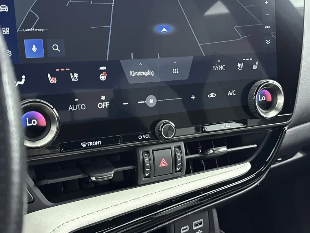 Lexus NX 450h+ AWD F-Sport Line uit 2022, foto 10